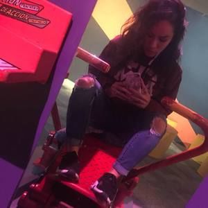 Meet your Posher, Jazzy